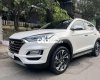 Hyundai Tucson 2019 - Cần bán gấp Hyundai Tucson sản xuất năm 2019, màu trắng, nhập khẩu