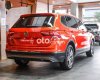 Volkswagen Tiguan 2018 - Cần bán Volkswagen Tiguan đời 2018, màu đỏ còn mới