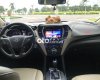 Hyundai Santa Fe 2016 - Cần bán lại xe Hyundai Santa Fe đời 2016, màu trắng, nhập khẩu nguyên chiếc xe gia đình, 718tr