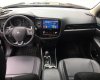Mitsubishi Stavic 2.0 CVT Premium 2020 - Bán Mitsubishi Outlander 2.0 CVT Premium 2020, màu đen, giá tốt