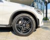 Mercedes-Benz GLC 300 2020 - Bán Mercedes GLC 300 AMG - SUV thể thao và mạnh mẽ, trả trước 720 triệu nhận xe