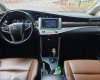 Toyota Innova   2.0V  2017 - Bán xe Toyota Innova 2.0V sản xuất 2017, màu xám, giá tốt