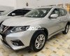 Nissan X trail 2018 - Cần bán gấp Nissan X trail 2.5 SV 4WD Premium năm 2018, màu bạc, 770tr