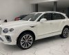 Bentley Bentayga 2022 - Bán Bentley Bentayga First Edition 2022 màu trắng, xe có sẵn giao ngay