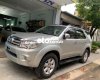 Toyota Fortuner 2.5G 4x2MT 2010 - Cần bán gấp Toyota Fortuner 2.5G 4x2MT sản xuất năm 2010, màu bạc