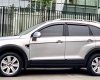 Chevrolet Captiva 2011 - Cần bán gấp Chevrolet Captiva sản xuất năm 2011, màu bạc giá cạnh tranh