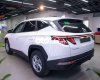 Hyundai Tucson   2.0 tiêu chuẩn  2022 - Bán Hyundai Tucson 2.0 tiêu chuẩn sản xuất năm 2022, màu trắng, xe nhập, 835 triệu