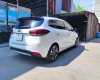 Kia Rondo 2018 - Bán xe Kia Rondo 2.0AT năm 2018, màu trắng, 526tr