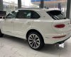 Bentley 2022 - Bán Bentlye Bentayga First Edition 2022, màu trắng, nội thất nâu da bò, xe sẵn giao ngay