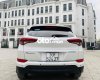 Hyundai Tucson 2018 - Bán Hyundai Tucson 2.0 tiêu chuẩn năm sản xuất 2018, màu trắng, giá tốt