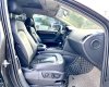 Audi Q7 2012 - Màu xám loại Slier full đồ chơi trùm mền ít đi, hai cầu