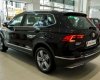 Volkswagen Tiguan 2022 - Màu đen, xe đẹp