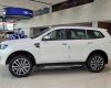 Ford Everest 2022 - Cần bán xe màu trắng