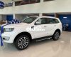 Ford Everest 2022 - Xe màu trắng