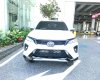 Toyota Fortuner 2022 - Xe màu trắng