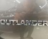 Mitsubishi Outlander 2017 - Xe màu nâu