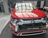 Mitsubishi Outlander 2022 - Xe màu đỏ nổi bật