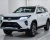 Toyota Fortuner 2022 - Khuyến mại sốc tháng 10/2022