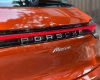 Porsche Macan 2022 - New 2023, xe mới 100% chưa lăn bánh, màu cam cà rốt, nội thất đen