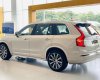Volvo XC90 2022 - Tặng voucher 20 triệu - Bộ quà tặng Volvo - bảo dưỡng 3 năm miễn phí, bảo hành 3 năm không giới hạn KM