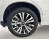 Mitsubishi Outlander 2022 - Xe màu trắng