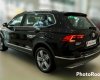 Volkswagen Tiguan 2020 - 1 xe duy nhất đời 2020 - Giảm trực tiếp 3xxtr trước 20.11