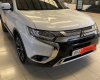 Mitsubishi Outlander 2020 - Xe màu trắng