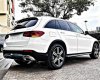 Mercedes-Benz GLC 200 2022 - Bán ô tô Mercedes-Benz GLC 200 4Matic năm 2022, màu trắng, rất nhiều quà tặng hấp dẫn