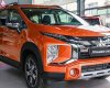 Mitsubishi Xpander Cross 2022 - Bán xe Mitsubishi Xpander Cross bản tiêu chuẩn màu cam năm 2022, mua xe trong tháng 3 với nhiều ưu đãi hấp dẫn