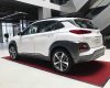 Hyundai Kona 2.0AT  2022 - Cần bán Hyundai Kona đặc biệt 2.0AT sản xuất năm 2022, màu trắng