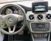 Mercedes-Benz GLA 200 2016 - Cần bán gấp Mercedes-Benz GLA 200 sản xuất 2016 còn mới giá 899tr