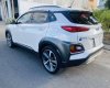 Hyundai Kona 2017 - Cần bán gấp Hyundai Kona bản 1.6 Turbo đăng ký 2017 ít sử dụng, spa xịn sò, hồ sơ chính chủ