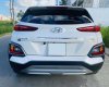 Hyundai Kona 2017 - Cần bán gấp Hyundai Kona bản 1.6 Turbo đăng ký 2017 ít sử dụng, spa xịn sò, hồ sơ chính chủ