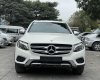 Mercedes-Benz GLC 250 2017 - Bán nhanh xe Mercedes-Benz GLC 250 đời 2017, màu trắng, biển tỉnh