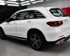 Mercedes-Benz GLC 300 2021 - Xe màu trắng