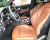 Mercedes-Benz GLC 300 2018 - Cần bán gấp xe màu đen