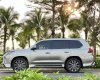 Lexus LX 570 2017 - Còn nguyên bản 99%, xe xuất được hoá đơn cao, hỗ trợ ngân hàng 70%