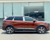 Peugeot 5008 2022 - Xe giao ngay, màu cam đất, chương trình hấp dẫn - ưu đãi cực khủng chỉ có tại Hà Nội