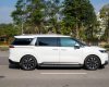 Kia Carnival 2022 - Cần bán xe Kia Carnival 8 chỗ Sản Xuất 2022 , màu trắng . Máy Dầu tiết kiệm