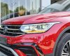 Volkswagen Tiguan 2022 - Giảm tiền mặt, tặng bảo hiểm vật chất, trả trước từ 390 triệu
