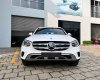 Mercedes-Benz GLC 200 2023 - Khuyến mãi giảm tiền - Tặng phụ kiện, bảo hiểm - Sẵn xe giao ngay