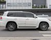 Lexus LX 570 2009 - Ngoại thất trắng, nội thất kem