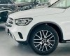 Mercedes-Benz GLC 200 2023 - Sẵn đỏ đen trắng giao ngay - Ưu đãi 175 triệu tiền mặt và 50 triệu bảo hiểm và phụ kiện