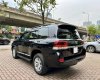 Toyota Land Cruiser 2019 - Màu đen, nhập khẩu chính chủ