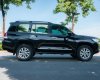 Toyota Land Cruiser 2017 - Xe màu đen, nhập khẩu nguyên chiếc