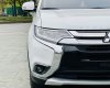 Mitsubishi Outlander 2018 - Máy móc keo chỉ zin tuyệt đối