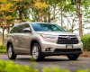 Toyota Highlander 2016 - Có cửa nóc, ghế điện