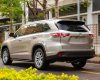 Toyota Highlander 2016 - Kiểu dáng sang trọng, tinh tế thời trang, mời cả nhà tham khảo xe