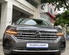Volkswagen Touareg 2023 - Bán Volkswagen Toureg Xám nội thất đen Luxury 2023 giá siêu tốt ưu đãi 300tr