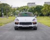 Porsche Cayenne 2023 - Odo 2.000 miles
